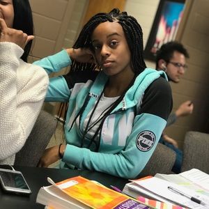 Meet your Posher, Imani